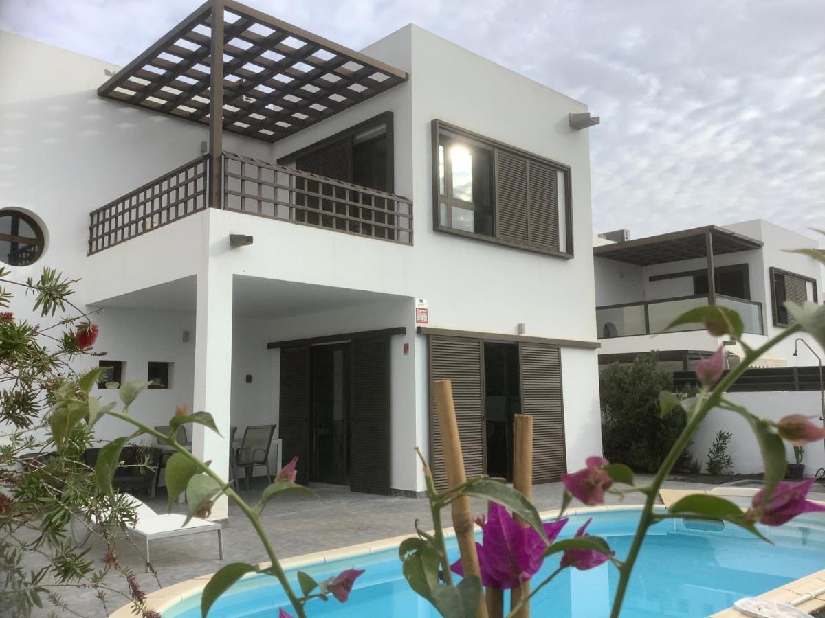 Modern Villa With Sea Views Costa Teguise Dış mekan fotoğraf